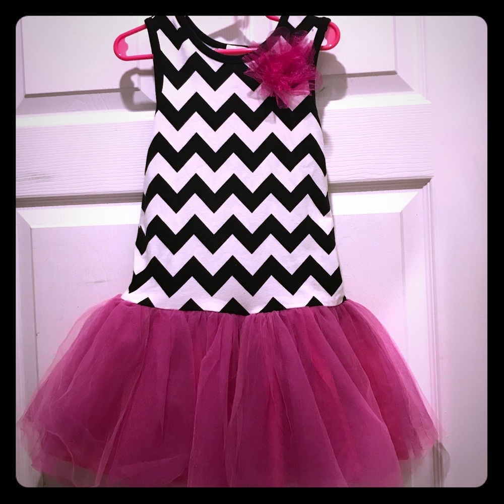 Adorable Little Girls Tutu Dress